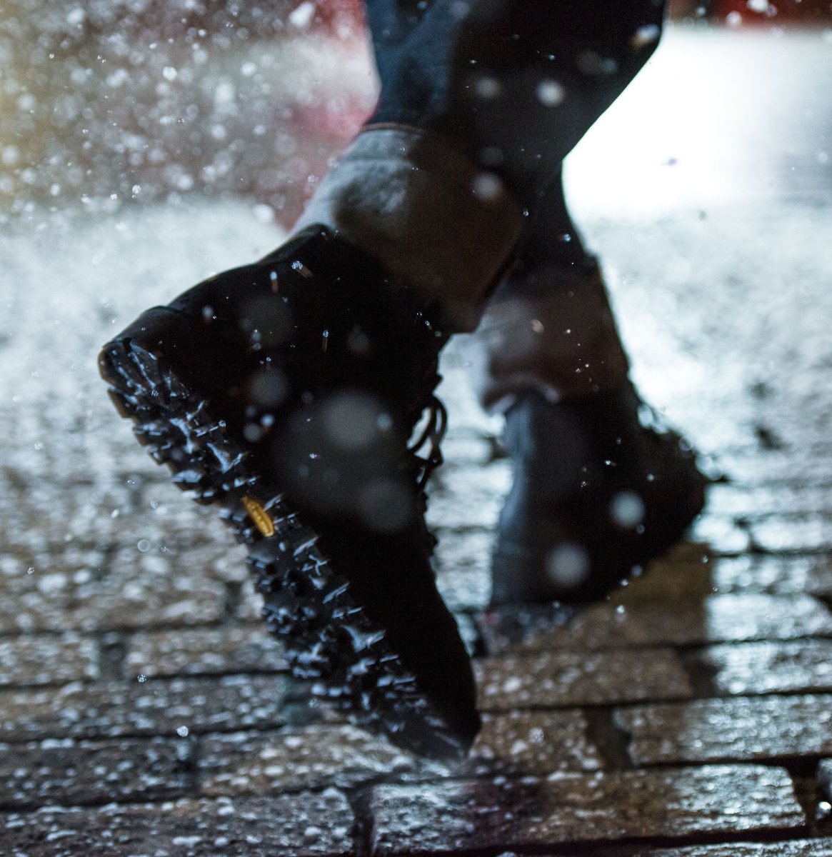靴 Danner GORE-TEX DJ BLK MNT LT 31520X Danner - Mountain Light Black - GORE-TEX
