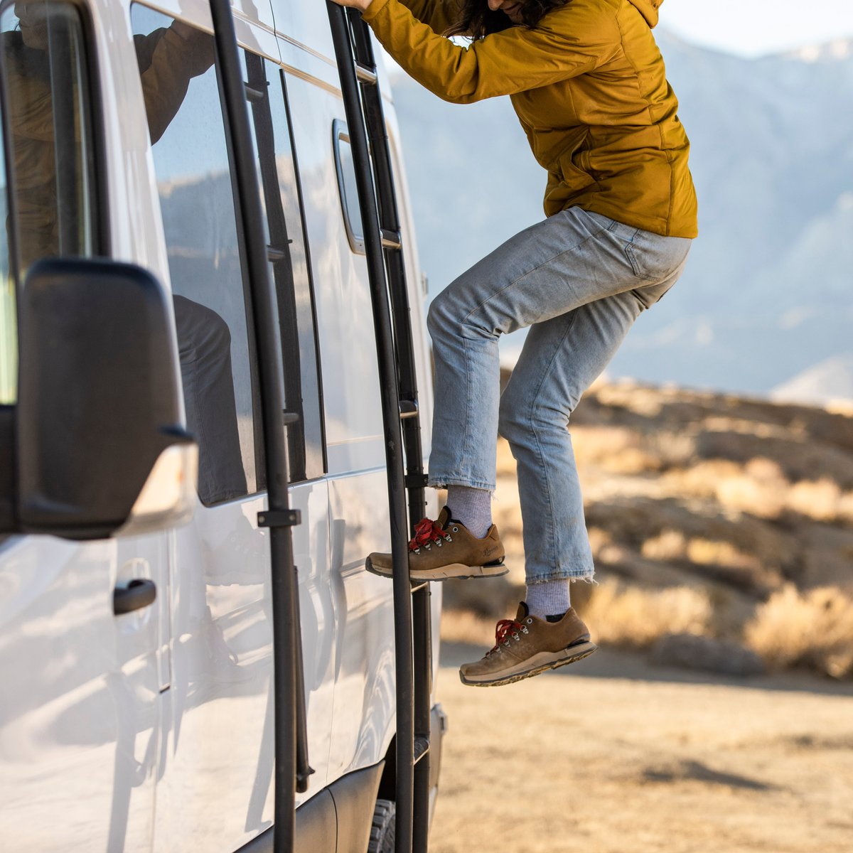 Women's Mountain Overlook Monk's Robe