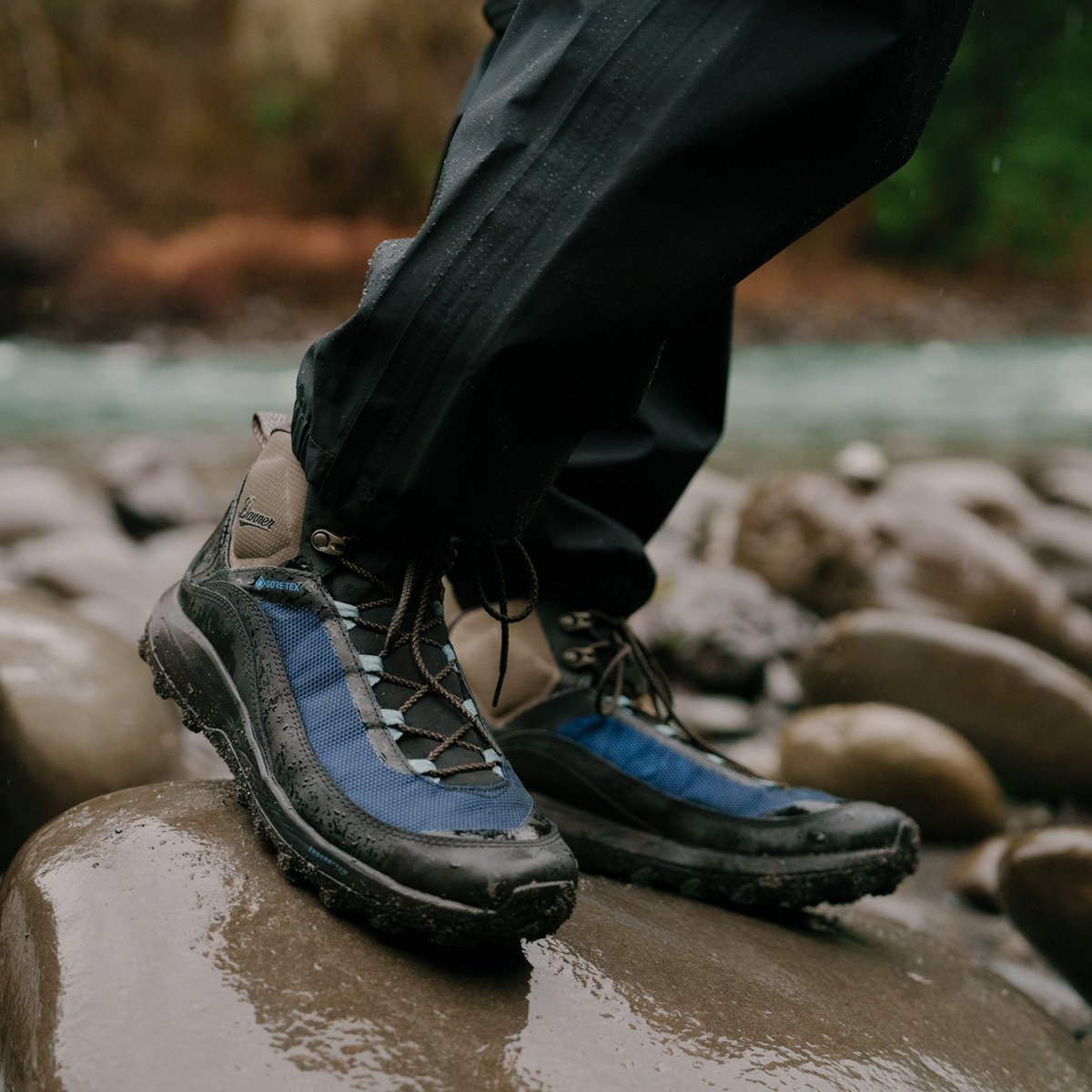 N45 Mid GTX Jet Black/Imperial Blue