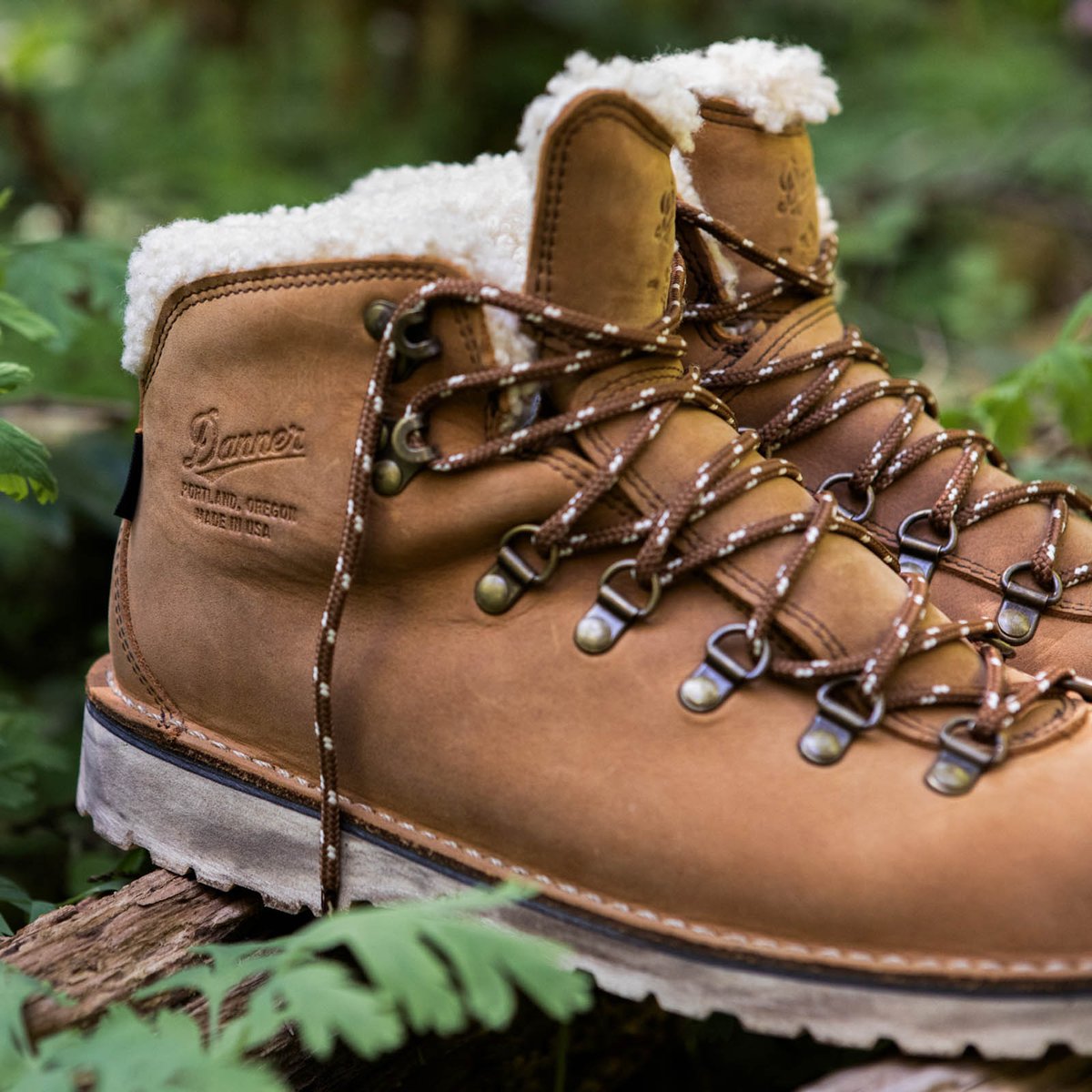 Danner - Mountain Pass Shearling Sierra 200G