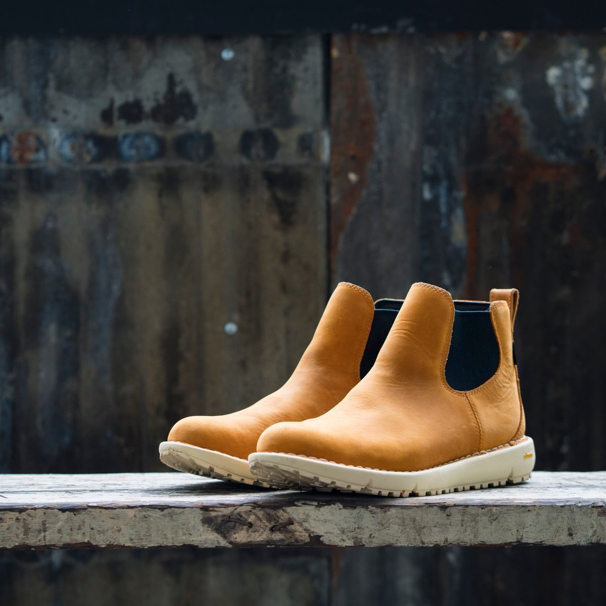 Danner - Tramline Chelsea 917 GTX Roasted Pecan