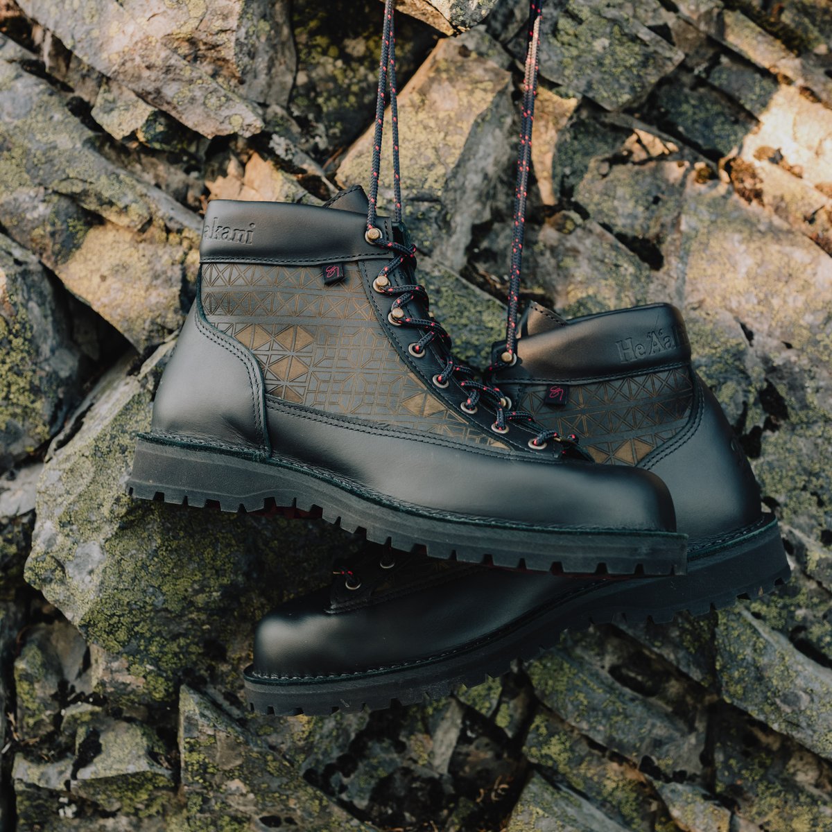 Men's Danner Light Sig Zane 'A'ali'i
