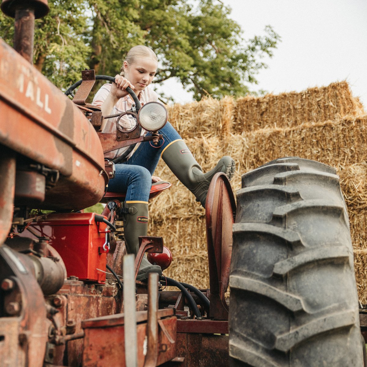 Women's Burly Aero 15" Dark Olive