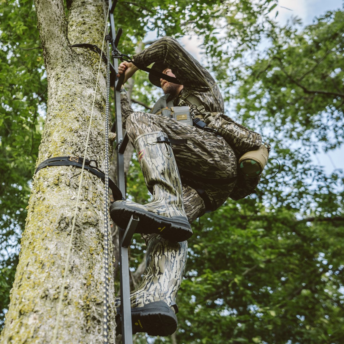 Men's Burly Aero 17" Mossy Oak Original Bottomland