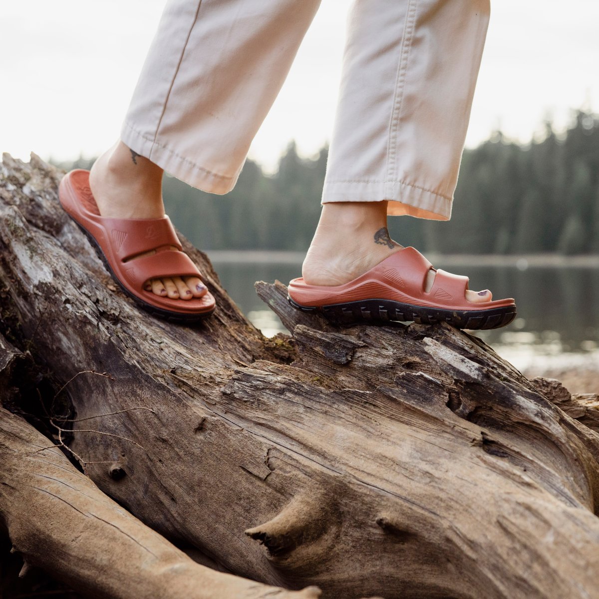 Women's Shelter Cove Slide Potter's Clay