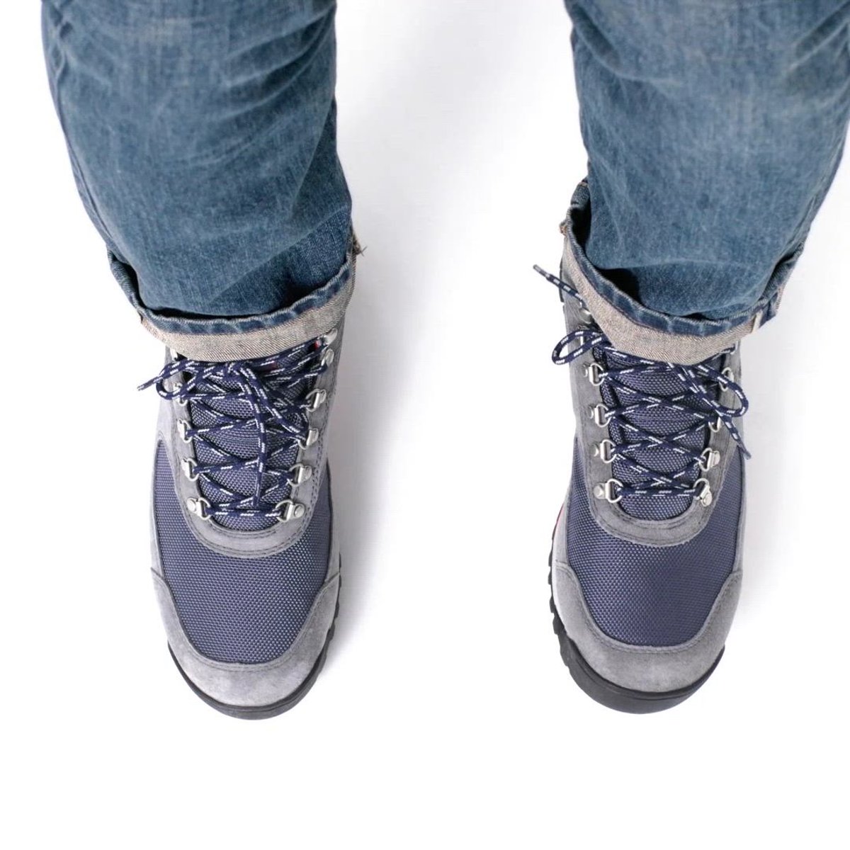 Jag Midnight Thumbnail