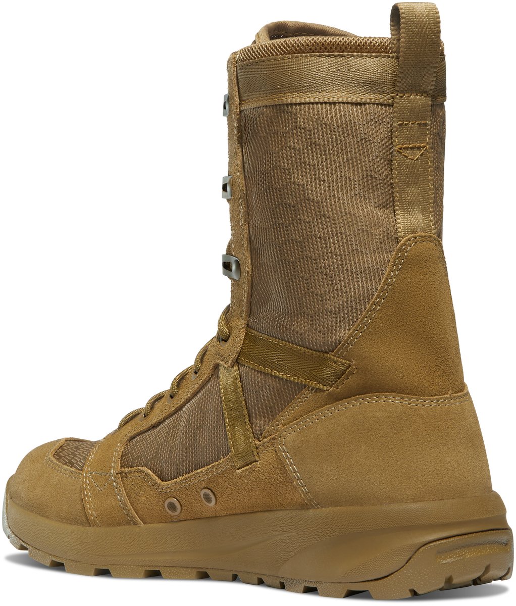 Danner - Resurgent Coyote