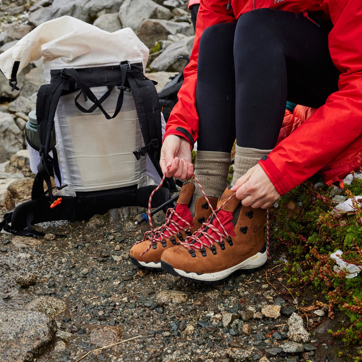 Mountain 600 Evo 4" Mocha Brown/Rhodo Red GTX