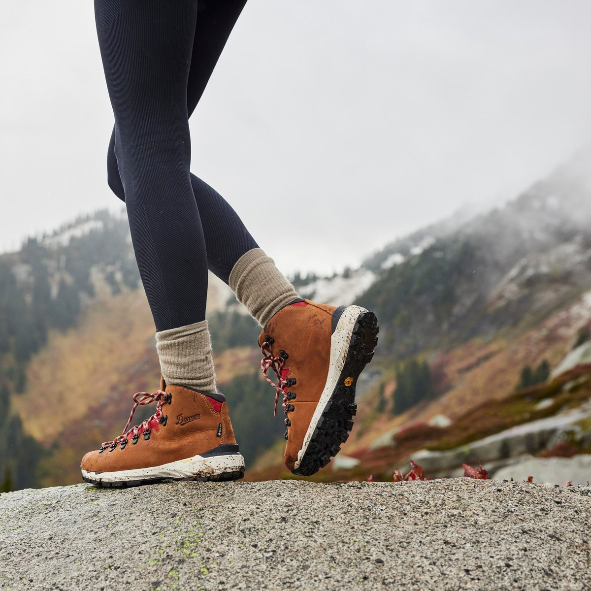 Mountain 600 Evo 4" Mocha Brown/Rhodo Red GTX