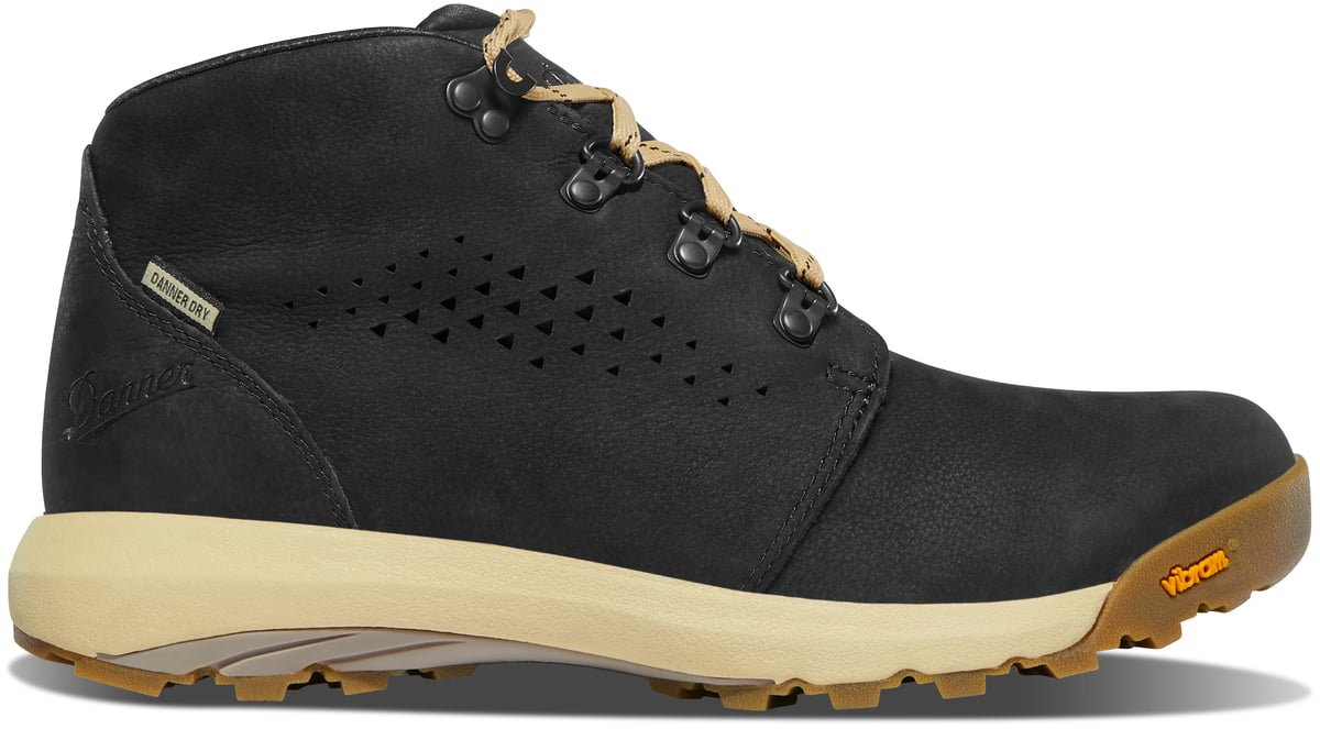 Women's Inquire Chukka 4" Black