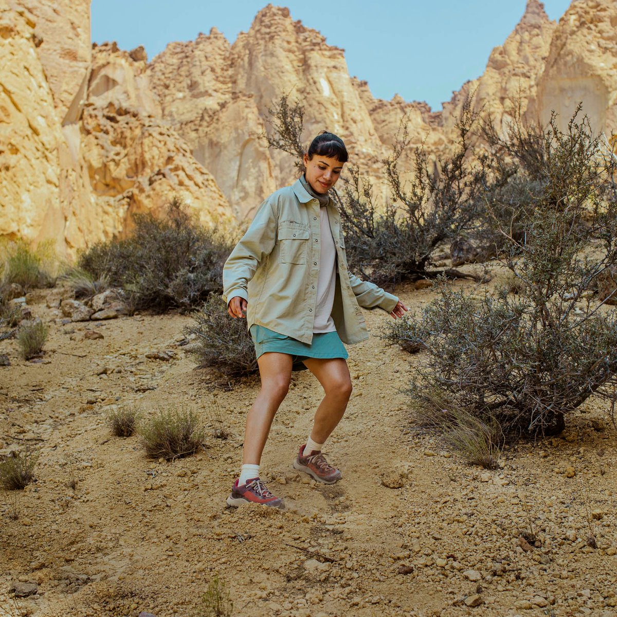 Trail Junction 3" Chocolate/Rhodo Red