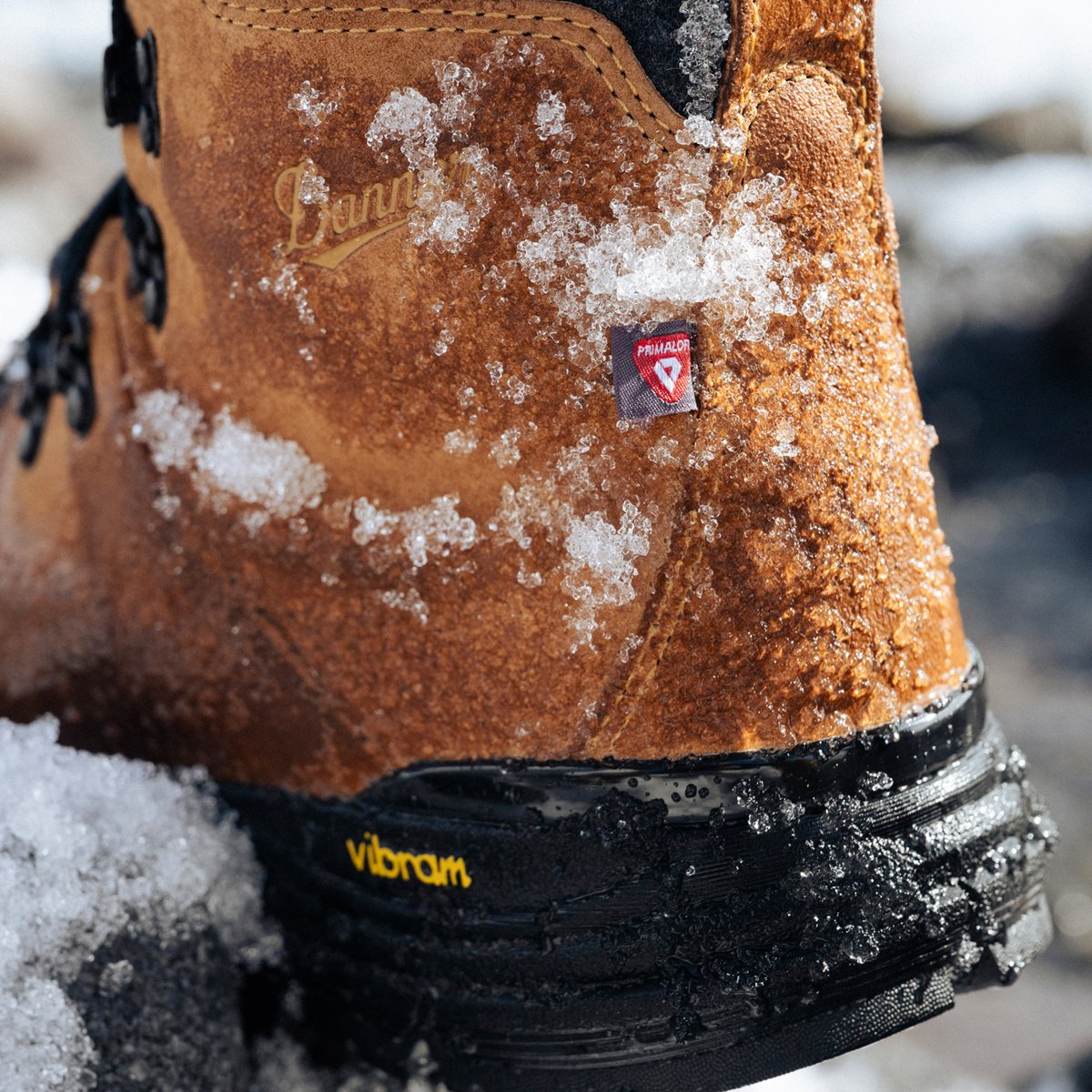 Arctic 600 Side-Zip 7" Bone Brown/Jet Black 200G