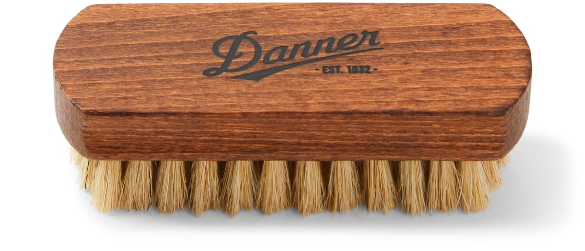 Danner Application Brush