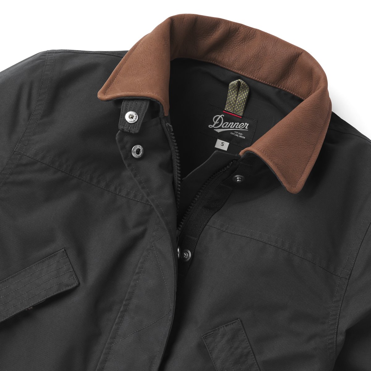 Woodsman 2L GTX Jacket Black